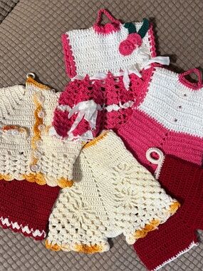 $ Drop👇Vintage Hand Crocheted Baby Outfits Hot Pads Little Boy & Girls Dresses